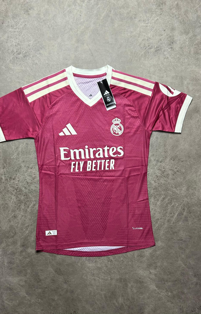 CAMISETA DEL REAL MADRID VERSION JUGADOR